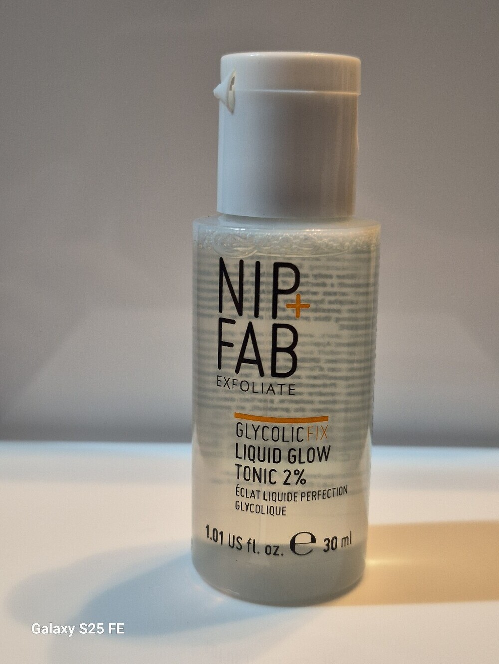 NIP+FAB Exfoliating Toner (Glycolic Liquid Glow Tonic 2%), 30ml Travel Size, New